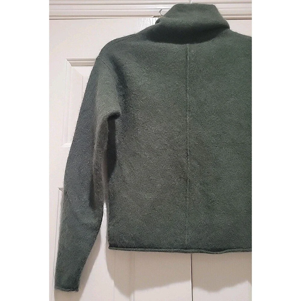 Free People 100% Cashmere ? Green Turtleneck Cropped Women Sweater Size XXS/XS - Picture 7 of 15